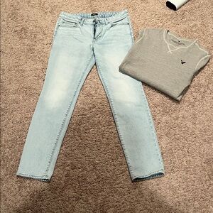 Complete Outfit - Jeans and Shirt!